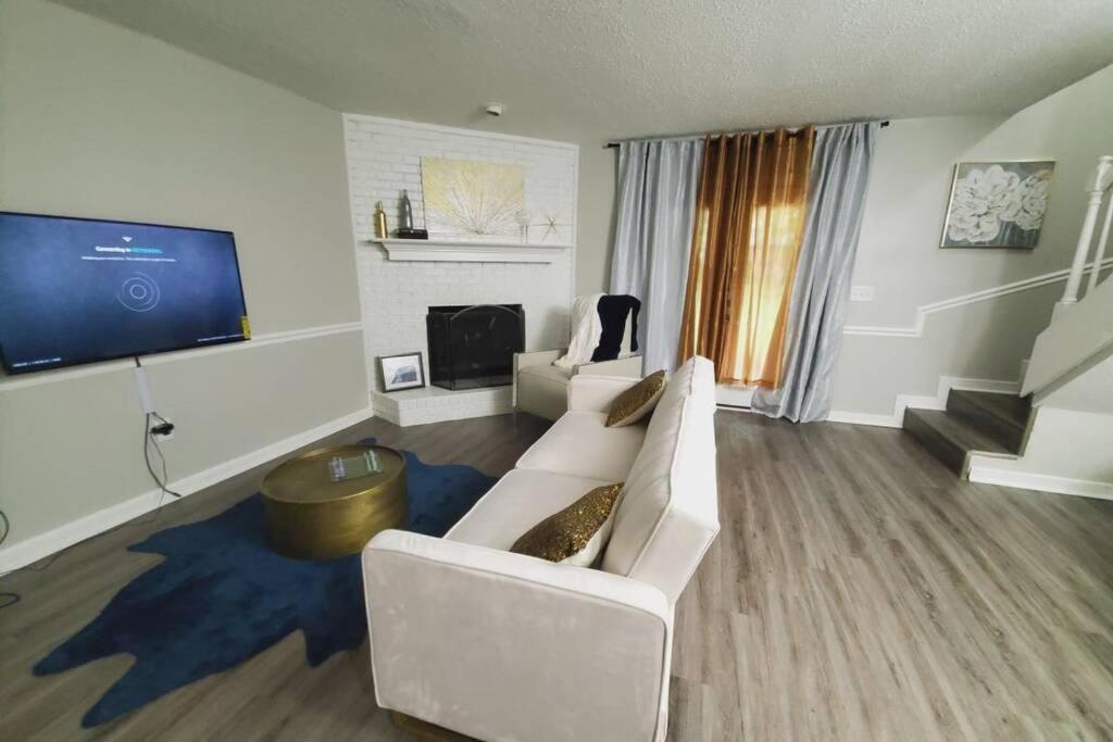 Modern Designer Townhouse 2Br Ideal For Long Stays! Jackson Esterno foto