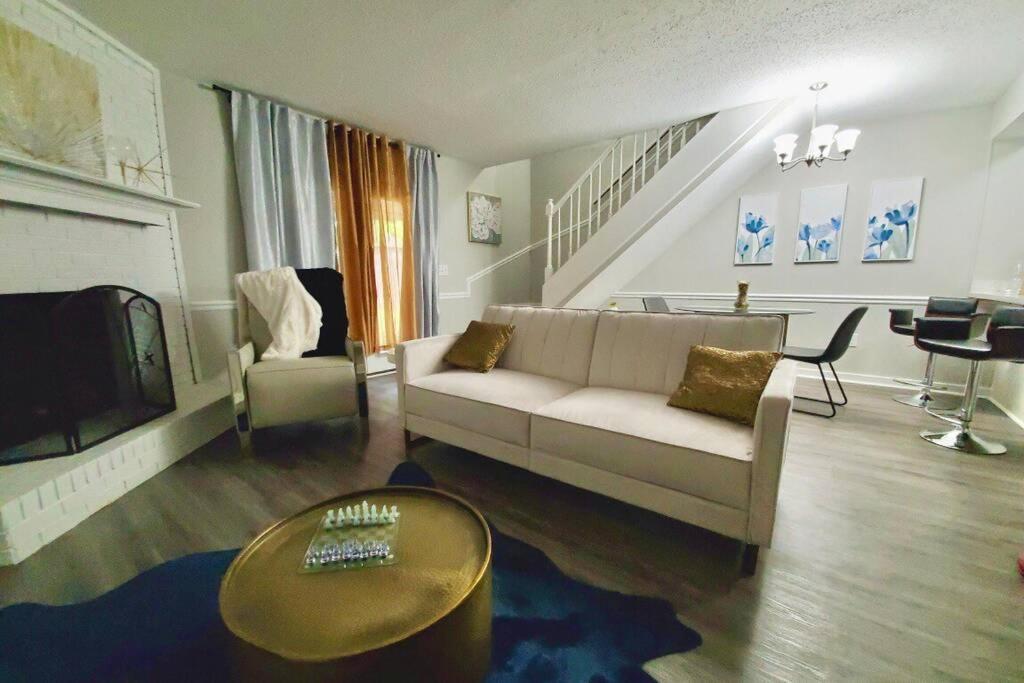 Modern Designer Townhouse 2Br Ideal For Long Stays! Jackson Esterno foto